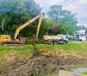 Saae-Sorocaba realiza limpeza e manutenção preventiva de córrego na Vila Mathilde