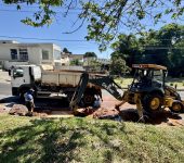 Saae-Sorocaba executa manutenção emergencial em rede de distribuição de água na região do Central Parque neste sábado (1)